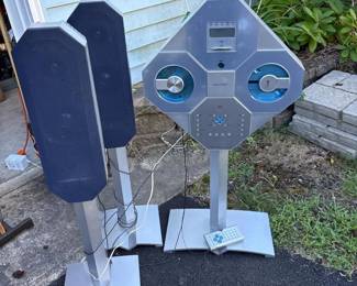 025 sharperimagestereosystemwithspeaker