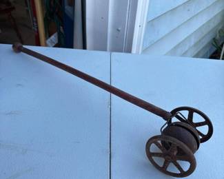 242 vintagemetalchildrenspushtoy