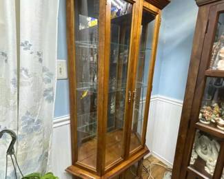 180 lightedglasscuriocabinet