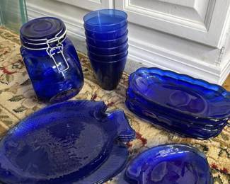 190 collectionofblueglassware