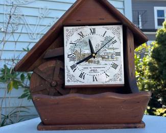 146 woodencottagestylewallclock