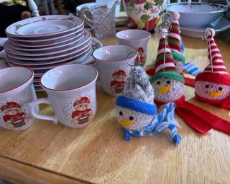 201 tienshanstonewarechristmasbeardinner