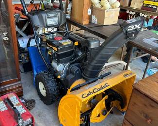 063 cubcadet3x26inchsnowblowerwithel