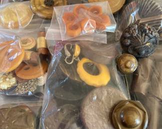 Some Bakelite buttons