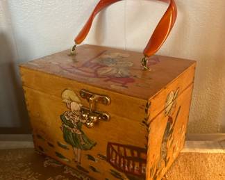 Old box purse