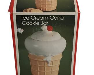 Vintage Nelson McCoy Ice Cream Cone Cookie Jar