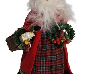 Byers Choice Santa Mrs Claus Rocker Cat Figures Byers Choice Santa Mrs Claus Carolers Figures Byers Choice carolers Santas Sleigh Reindeer Byers Choice Carolers Nutcrackers Dogs Sled 1989 Byers Choice Dvedt Moroz Sleigh Figure Byers Choice English Countryside Santa 1985 Byers Choice Mrs Claus, Santa, Carolers Etc