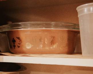 Vintage Pyrex Early American