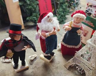 Vintage animated Christmas characters 