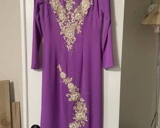 Beautiful Asian motif dress - size sm