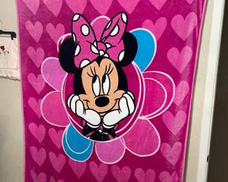 'Minnie Mouse' Fleece Blanket