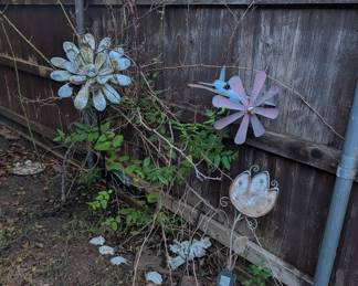 Outdoor decor