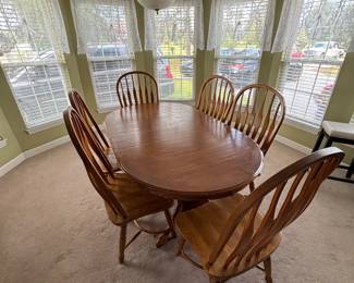 Dining room table set