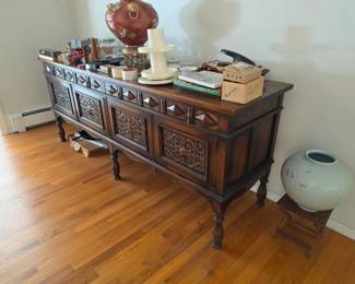 Side board