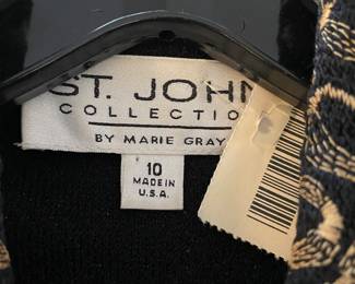 St. JOHN SUIT
