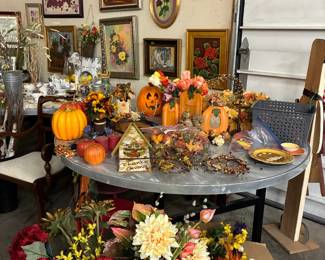 Fall/Halloween Decor