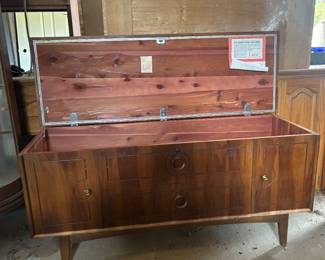Lane Hope Chest