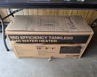 New Rheem RTG-70DVLN-1 tankless gas water heater