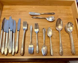 Wm. Rogers & Son Memory-Hiawatha Pattern 1937 Silver-Plated