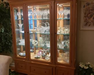 Lighted cabinet