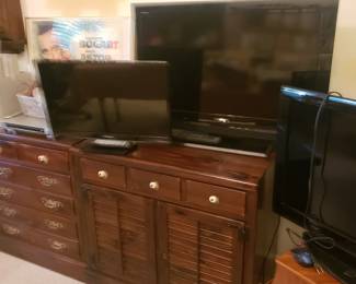 Ethan Allen cabinet