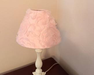 Cure matte finish white small table lamp with soft pink rose on shadepink
