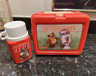 Vintage Return of the Jedi lunchbox with thermos.