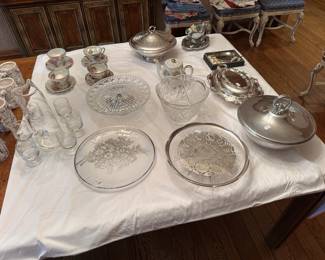 Assorted table wares