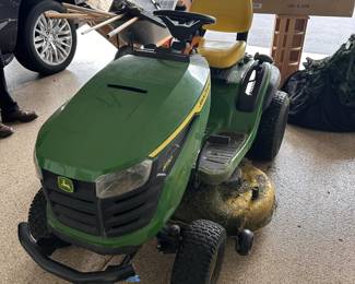 John Deere S130 riding Lawnmower. (LOW MILES - Under 175) *AVAILABLE FOR PRESALE*