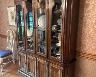 Drexel Heritage "Sketchbook" Collection China Hutch *AVAILABLE FOR PRESALE*