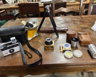 Collection vintage camera equipment 