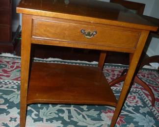 small one drawer table