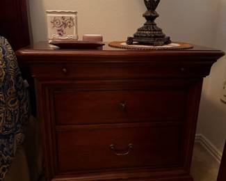 Thomasville side table