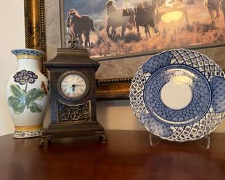 Vintage blue & white pierced edge, mantel clock, hand painted vase