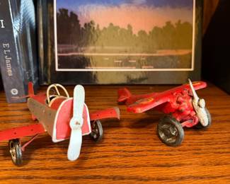 Hubley (?) Cast Iron toy plane