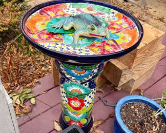 Beautiful Mexican birdbath & garden art