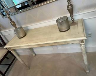 18 Whitewashed Wood Cosole Table