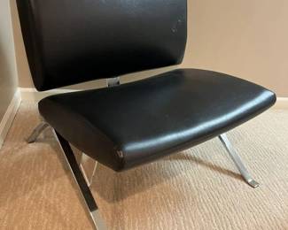 18 Monarch Specialties Modern Black Faux Leather Accent Chair
