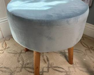 18 Modern Upholstered Footstool