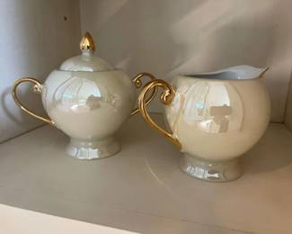 18 Godinger Pearl Luster Tea Service Set