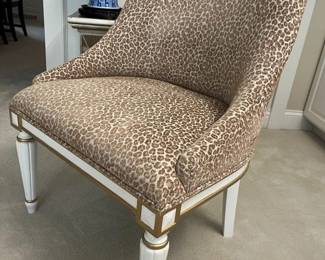 18 Strad Design Leopard Accent Chair