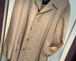 18 Burberrys Vintage Mens Raincoat