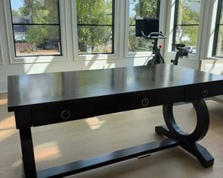 Modern Style Desk