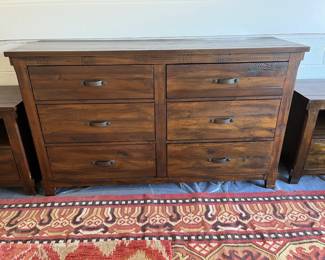 Matching Dresser for Queen Bed