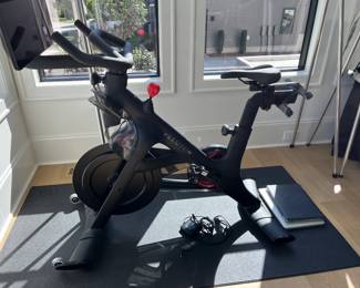 Peloton Bike