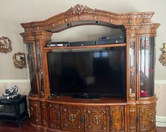 Audio, video & wall unit