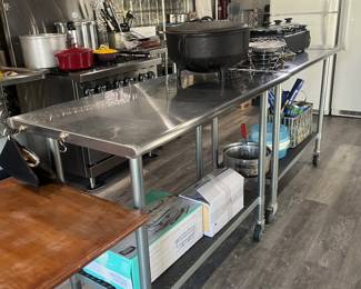 Stainless prep table