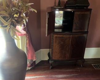 Vintag bar cabinet