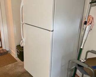 #31-$160 Kenmore extra fridge/freezer 