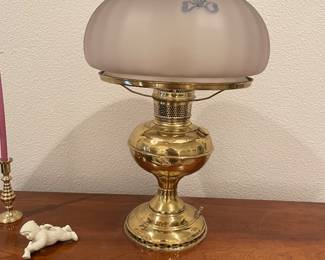 #40 -$100 Antique Brass oil lamp electrified Frosted Globe with Floral 17T 